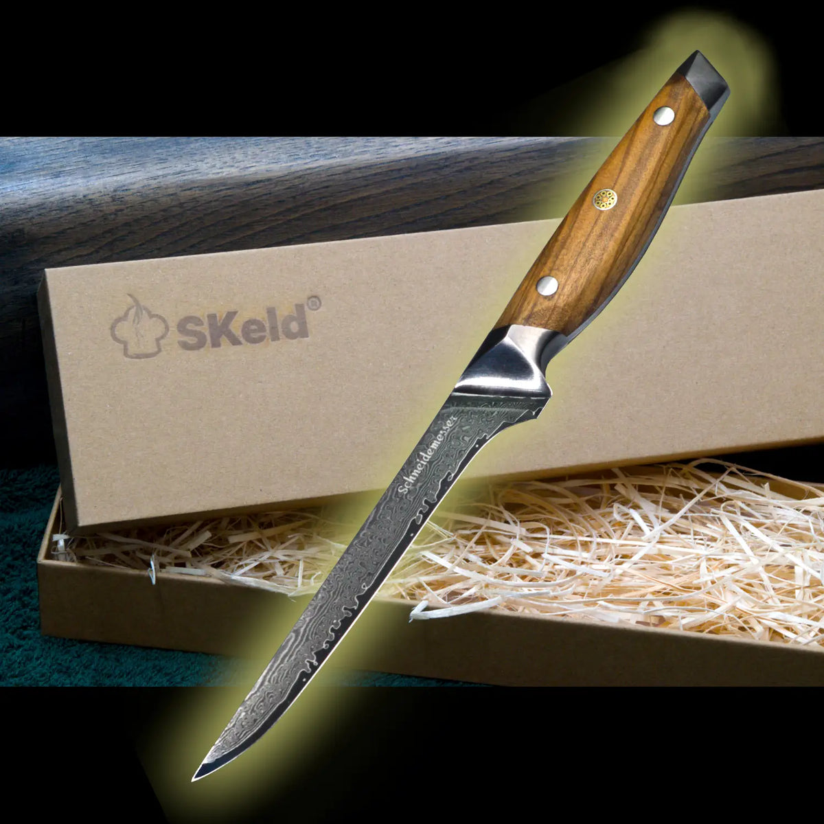 Couteau à désosser Damas 15 cm – Bois d'olivier | SKeld®