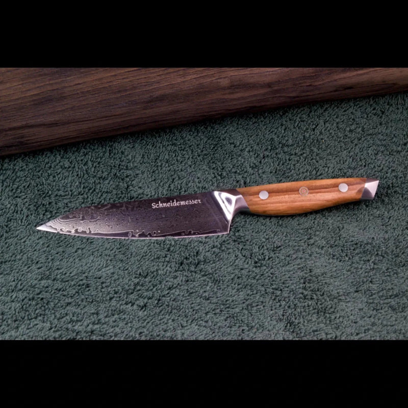 SKeld® Damast Allzweckmesser, Schneidemesser mit 13 cm Klinge aus VG10 Kernstahl, 67 Lagen Damaststahl und Olivenholzgriff